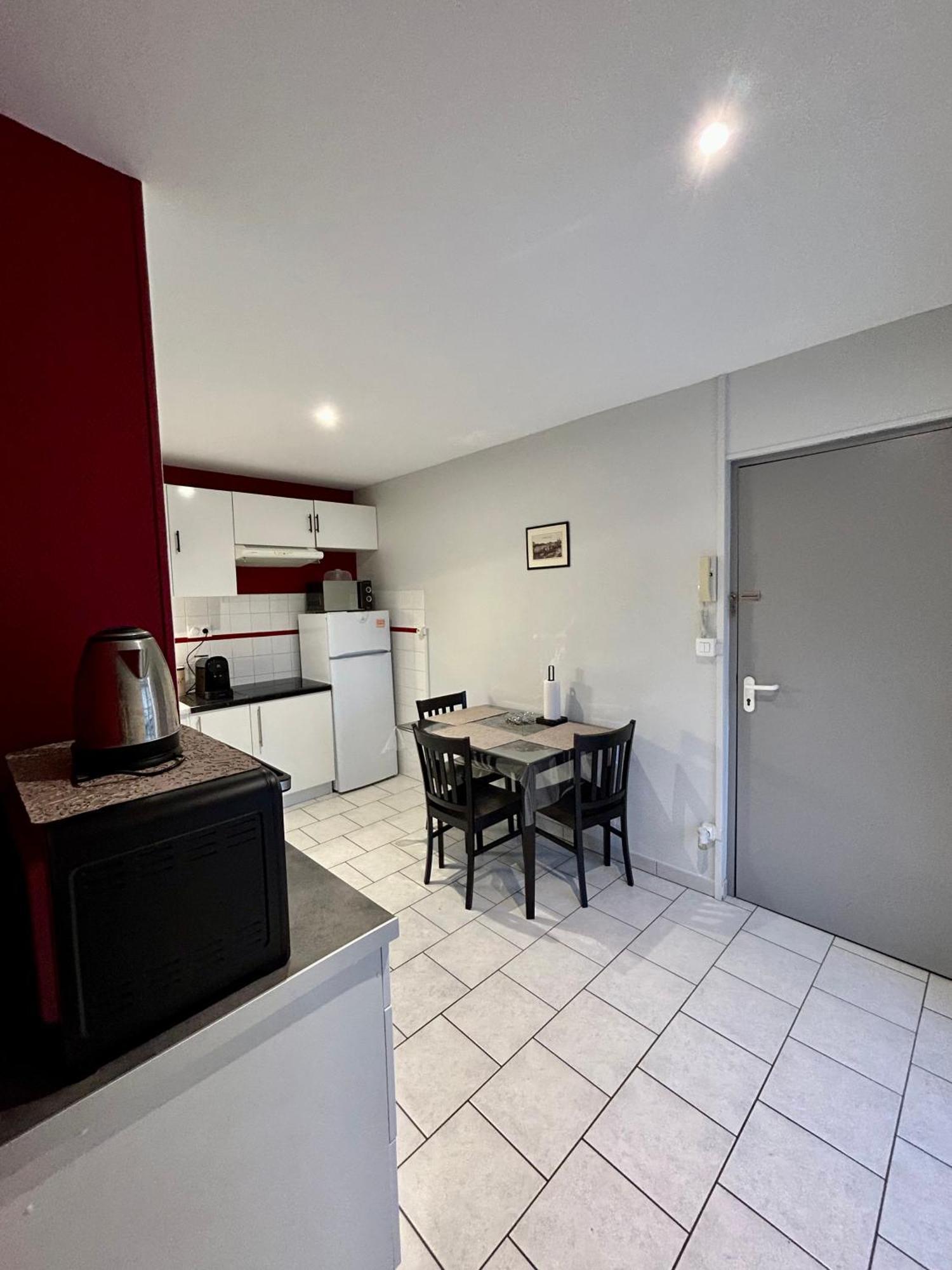 Charmant Studio De 50 M2 Chaumont (Haute-Marne) Exterior foto